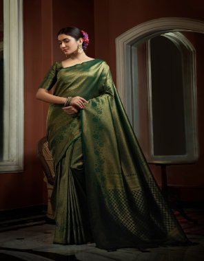 dark green two tone kanjivaram silk saree & blouse  fabric weaving work ethnic 