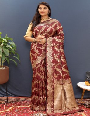 maroon pure soft silk handloom saree  fabric weaving work party wear 