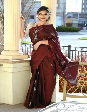 maroon fabric  - soft lichi silk | blouse - soft silk | saree length - 5.50 mtr | blouse - unstitch blouse (1 mtr) (master copy) fabric printed  work festive 