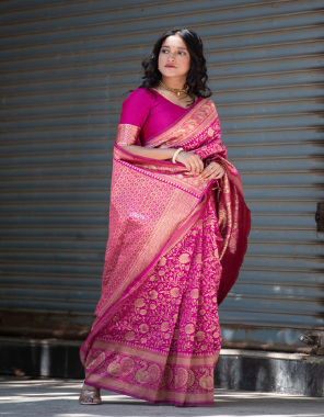 pink jacquard lichi with plain blouse (saree cut- 5.50, blouse cut- 0.80 m) fabric jacquard  work casual 
