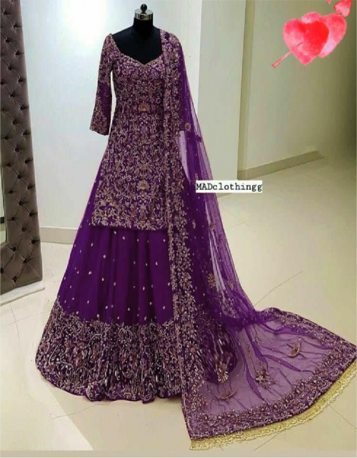 wine lehenga -georgette with embroidery |inner -satin silk |dupatta -georgette |waist -44+ |length 42 |flair -2.40m | type -semi stitched fabric embroidery work running 